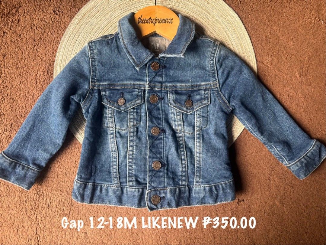 Gap Baby Soft Denim Jacket 12-18m (Category: Babies & Kids Fashion) located in Quezon City. Submitted by theentreprenurse (Listing ID 1465420096, Image 1). Description: 𝘼𝙐𝙏𝙊 𝙋𝘼𝙎𝙎 𝙏𝙊 𝙇𝙊𝙒 𝘽𝘼𝙇𝙇𝙀𝙍𝙎 📣 ʙʀᴀɴᴅ: Gap ꜱɪᴢᴇ: 12-18m ᴍᴏᴘ: ɢᴄᴀꜱʜ ꜱʜɪᴘᴘɪɴɢ 🛒 (NO RUSH. I'm a working momma :) ) ▪︎ꜰʟᴀꜱʜ ᴇxᴘʀᴇꜱꜱ | J&T ▪︎ʟᴀʟᴀᴍᴏᴠᴇ|ɢʀᴀʙ ~ 𝚃𝚑𝚎𝚜𝚎 𝚌𝚕𝚘𝚝𝚑𝚎𝚜 𝚊𝚛𝚎 𝚊𝚕𝚛𝚎𝚊𝚍𝚢 𝚠𝚊𝚜𝚑𝚎𝚍. 𝙺𝚒𝚗𝚍𝚕𝚢 𝚖𝚊𝚗𝚊𝚐𝚎 𝚢𝚘𝚞𝚛 𝚎𝚡𝚙𝚎𝚌𝚝𝚊