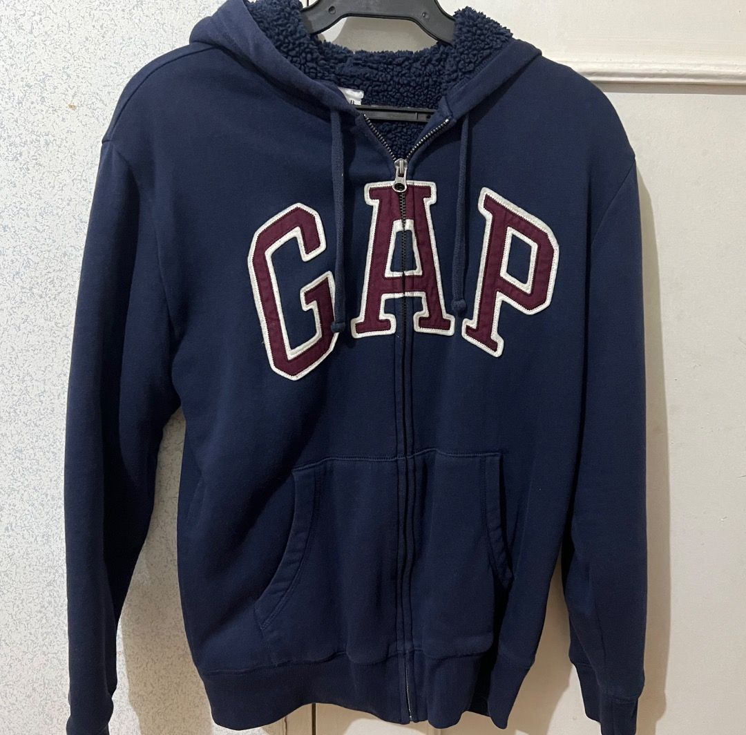 GAP Navy Blue Full Zip Hoodie (Category: Coats, Jackets and Outerwear) located in Pasay City. Submitted by classicsale (Listing ID 1465533231, Image 1). Description: GAP Zip Hoodie Good condition Size: XS Price: Php 500 + shipping fee Payment: Gcash / Maya Shipping: J&T (dm for more options or details) DM FOR MORE INFO.