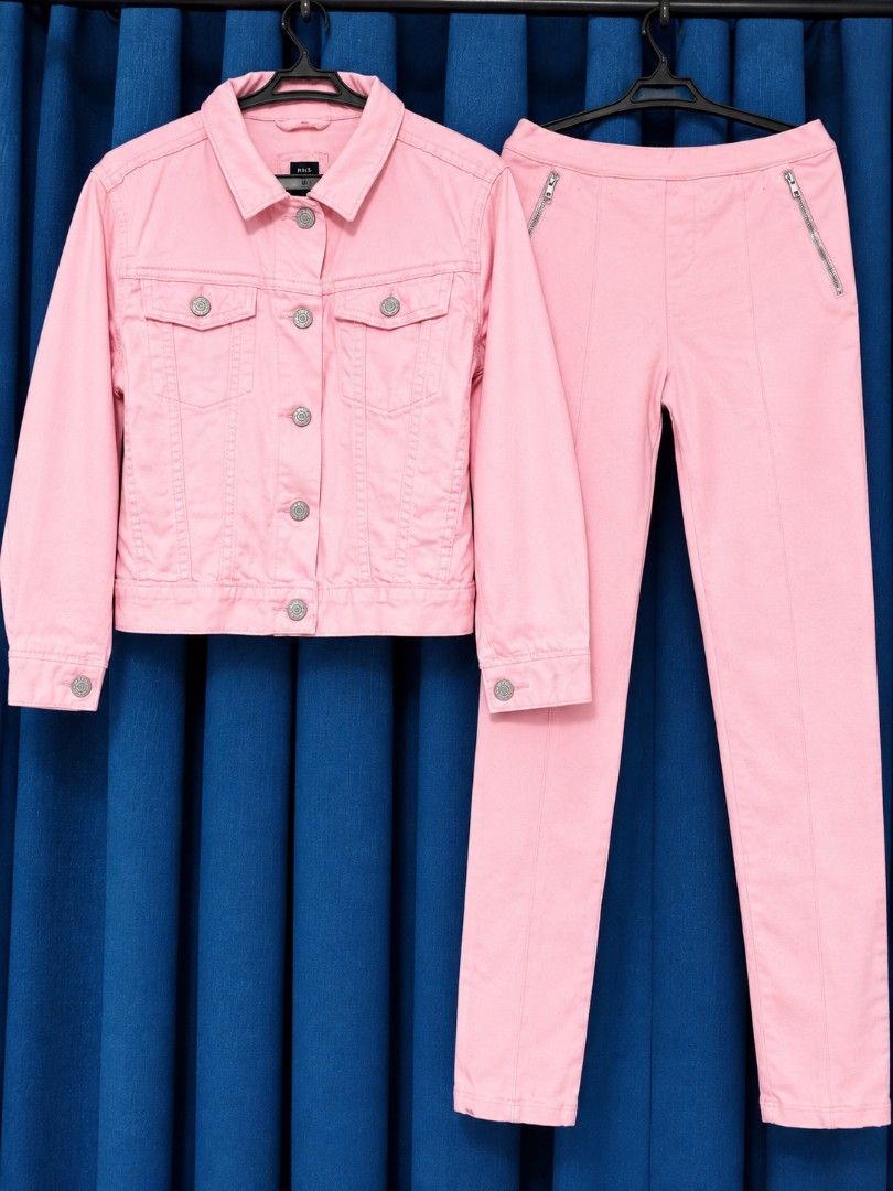 Gap Pink denim jacket and matching pants set (Category: Babies & Kids Fashion) located in Cainta. Submitted by sjprelovedbotique (Listing ID 1465413988, Image 1). Description: - Complete matching pink outfit: button-up denim jacket and slim-fit pants - Jacket includes functional front pockets and sturdy metal button closures - Pants feature trendy zipper pockets near the waist and stitched front seams - Beautiful soft pastel pink colorway through