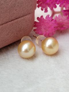 (Category: ) located in . Submitted by Myjewelryroom (Listing ID 1465470676, Image 1). Description: .