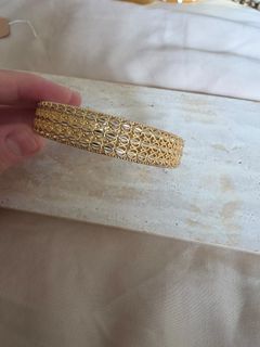 (Category: ) located in . Submitted by little.reddot.relics (Listing ID 1465443932, Image 1). Description: .