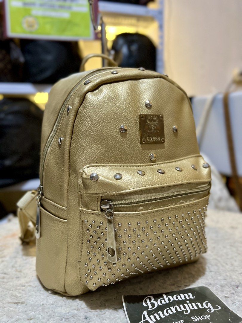 Gold Medium Backpack Leather (Category: Backpacks) located in Rizal. Submitted by babamamanyingonlineshop (Listing ID 1465533140, Image 2). Description: .