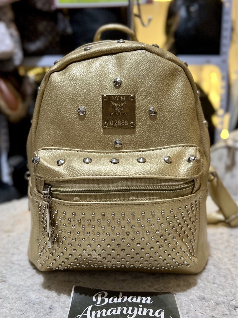 Gold Medium Backpack Leather (Category: Backpacks) located in Rizal. Submitted by babamamanyingonlineshop (Listing ID 1465533140, Image 1). Description: .