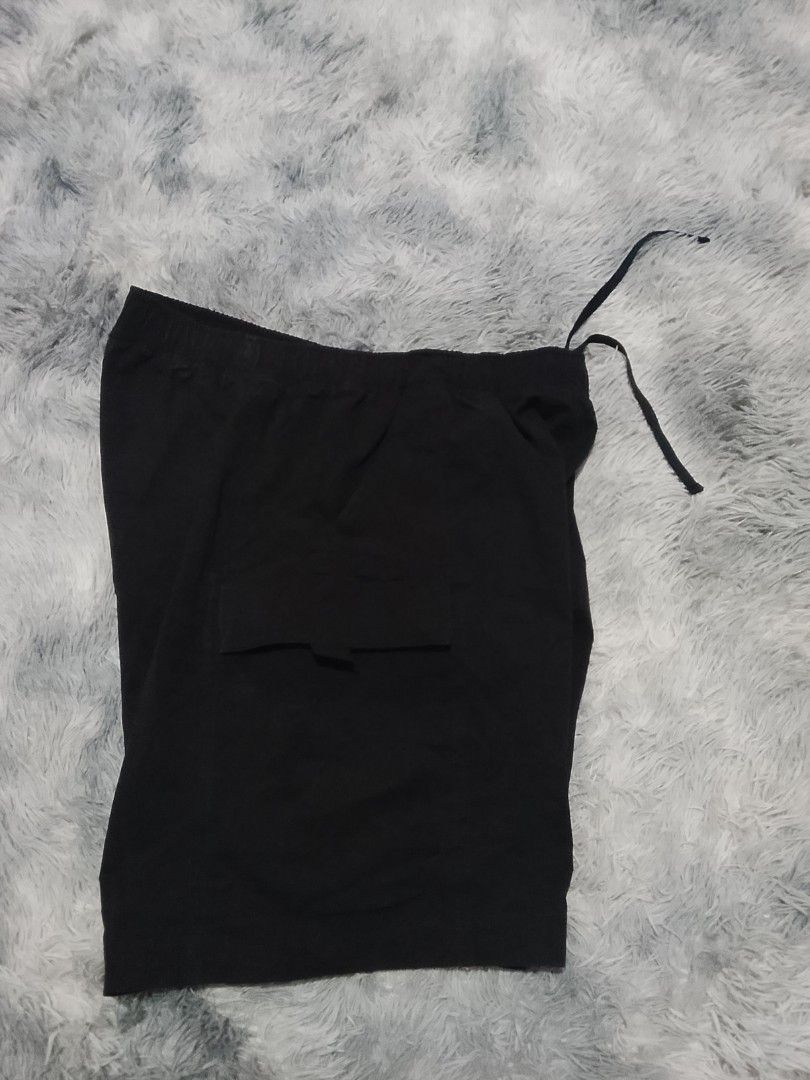 GU Active Cargo Short 34-38 (Category: Activewear) located in Davao. Submitted by thevintagehunterdvo (Listing ID 1465440648, Image 1). Description: Waist 34-38 Length 20 Thigh 13 Hem 13 399+89 sf.