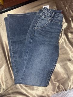 (Category: ) located in . Submitted by notsofritz (Listing ID 1465414405, Image 1). Description: .