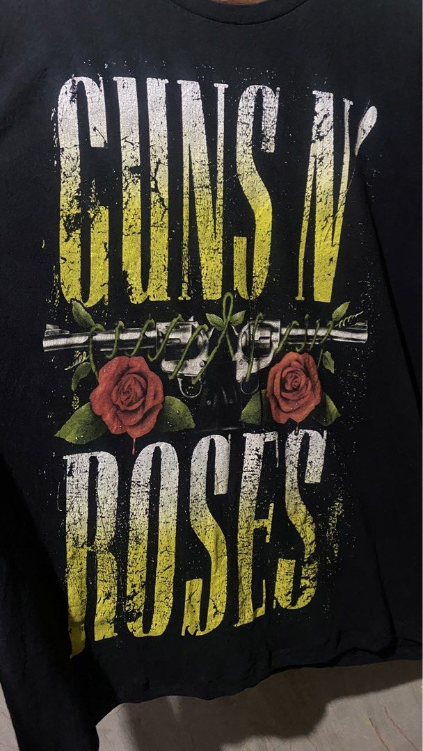 GUNS N ROSES BANDMERCH (Category: Tshirts & Polo Shirts ) located in Davao. Submitted by ronz31 (Listing ID 1465544389, Image 3). Description: PTPA/FS GUNS N ROSES BANDMERCH XL FITS TO LARGE W:22" L:28" DM📩.