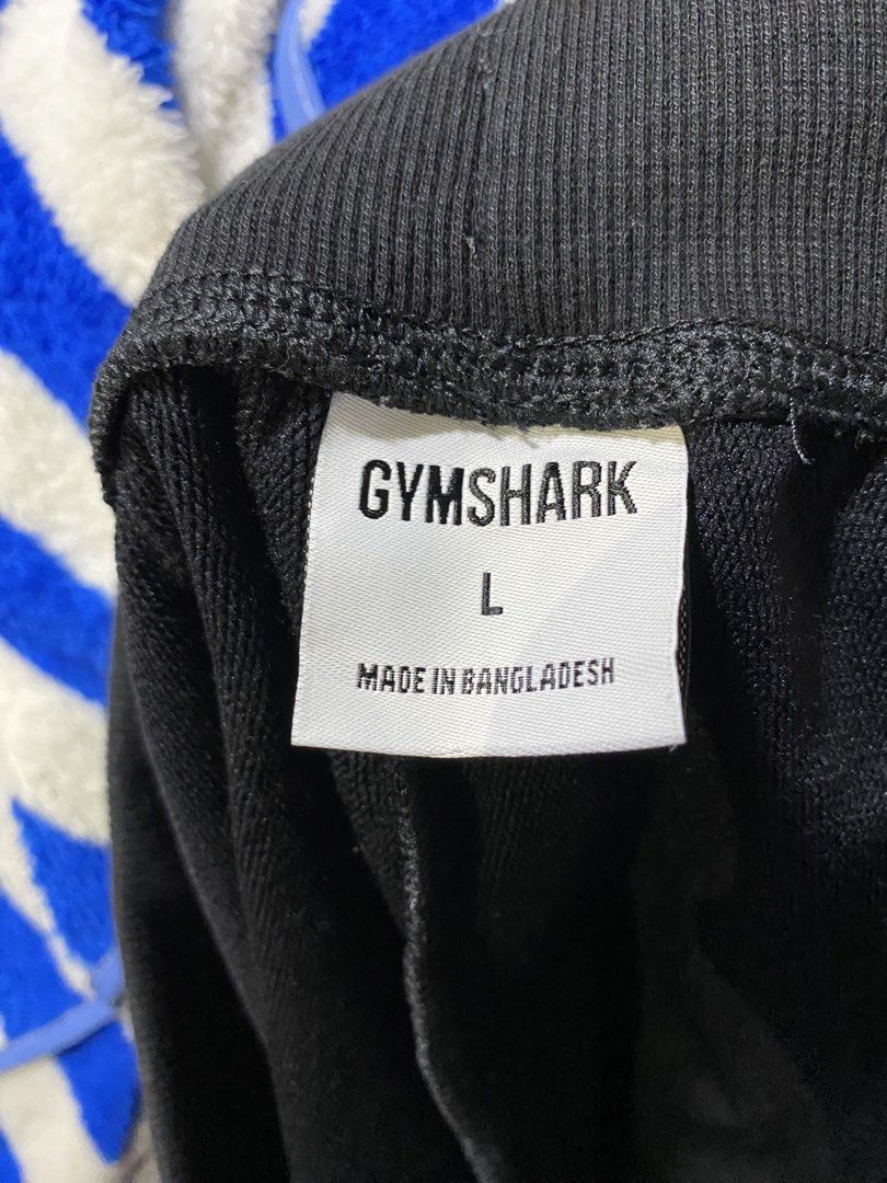 GYMSHARK WOMEN SHORT (Category: Shorts) located in Cebu City. Submitted by arsenyong (Listing ID 1465525776, Image 2). Description: Waist:28-32 Length :15 Hem :9 Excellent No issue Need wash .