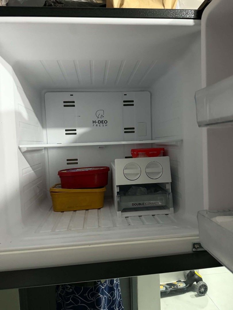 Haier Glass door Refrigerator (Category: Refrigerators and Freezers) located in Quezon City. Submitted by msdclosetshop (Listing ID 1465572873, Image 3). Description: Haier Refrigerators HRF-IVF320MG Price : 20,000.00 Innovative 3 space in 2-Door Refrigerator Twin Inverter Technology 360º - Magic Cooling 360º Series: Top Mount Door: 2 Door Cooling: Automatic Defrost Operation: Automatic Freon: R600 Door Material: Mirror Glass Total Net Capacity (