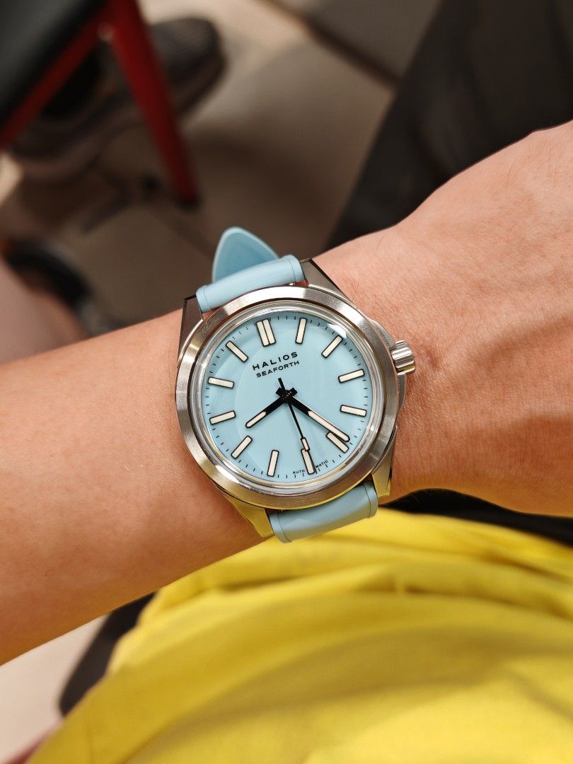 Halios Seaforth Pastel Blue 40mm (Category: Men's Watches) located in San Juan City. Submitted by MW_888 (Listing ID 1465451233, Image 2). Description: Excellent alternative to OP Tiffany Blue 🔵 Halios Seaforth IV Pastel Blue 40mm Automatic 9.3/10 condition Complete set with original rubber strap and steel bracelet *photo reference on 6.5" wrist 58k.