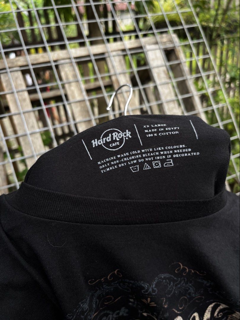 Hard Rock Glyfada (Category: Tshirts & Polo Shirts ) located in Leon. Submitted by fluffythriftshop (Listing ID 1465496090, Image 3). Description: Hard Rock Size : XXL No issue BrandNew.