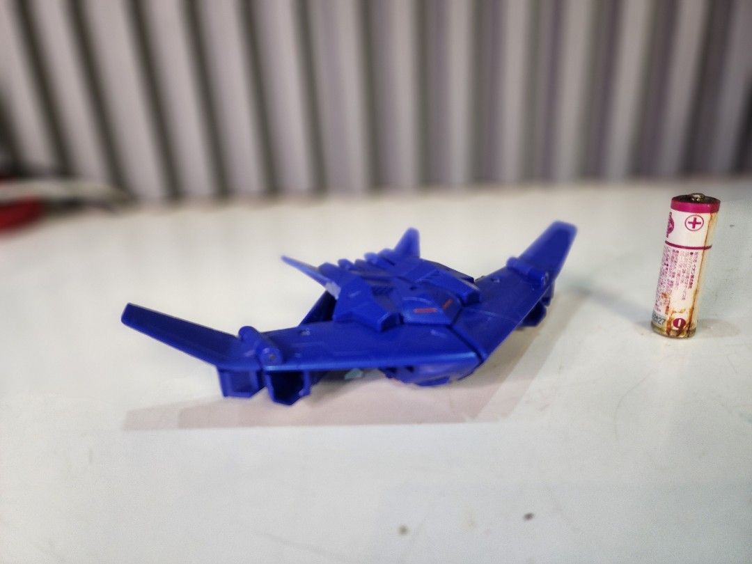 Hasbro Tomy Transformers EarthSpark 1-Step Flip Changer Soundwave (Category: Kids Toys) located in Tarlac. Submitted by ziv_surplus (Listing ID 1465494092, Image 3). Description: .
