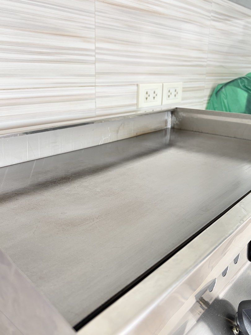Heavy Duty Commercial Griddle (Category: Cookware & Accessories) located in Makati City. Submitted by migotimbol (Listing ID 1465391962, Image 2). Description: HEAVY DUTY GRIDDLE 15x27 inches STAINLESS STEEL GAS TYPE 2-BURNER SET UP HEAVY DUTY STEEL PLATE QUICK RECOVERY TIME & THERMAL RESPONSE IN VERY GOOD CONDITION. SOBRANG KINIS. USED FOR 2 DAYS ONLY. WELL CLEANED AND WELL MAINTAINED EVERYDAY. TEST/CHECK ALL YOU WANT. Reason for selling: Will u