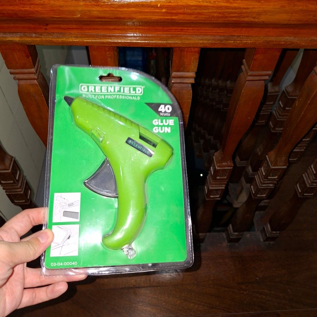 Heavy duty glue gun 40w (Category: Craft Supplies & Tools) located in Pasig City. Submitted by last_price_posted (Listing ID 1465475722, Image 2). Description: .