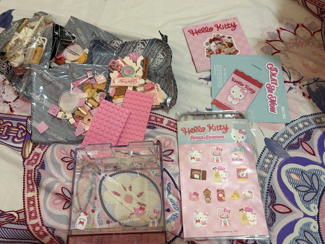 Hello Kitty Fantasy Dessert House Building Block Set (Category: Lego & Building Sets) located in Manila. Submitted by kittypink__ (Listing ID 1465495033, Image 2). Description: METRO MANILA AREAS ONLY Rfs: dont have enough time to build Bought for 1800 to 2000 Bought in KKV OP damaged but only the lid - Authentic Kitty Fantasy Dessert House building block set by Area X - Brand new and unbuilt: all pieces still inside sealed plastic bags - Comes c