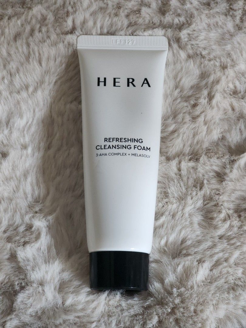 HERA Refreshing Cleansing Foam (Category: Face Care) located in Paranaque City. Submitted by nicnavarro (Listing ID 1465449361, Image 1). Description: Part of my K-Beauty haul at the Amorepacific HQ in Yongsan (SK) Condition: New Size: 50g.