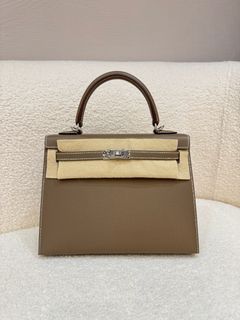 （分類：）位於 。 由 cchermesluxury 提交（商品編號 1465473902，圖片 1）。簡介： 。