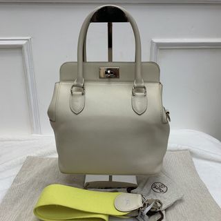 （分類：）位於 。 由 jp_luxury 提交（商品編號 1454486540，圖片 1）。簡介： 。