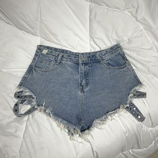 (Category: ) located in . Submitted by shop.rma (Listing ID 1465494659, Image 1). Description: .