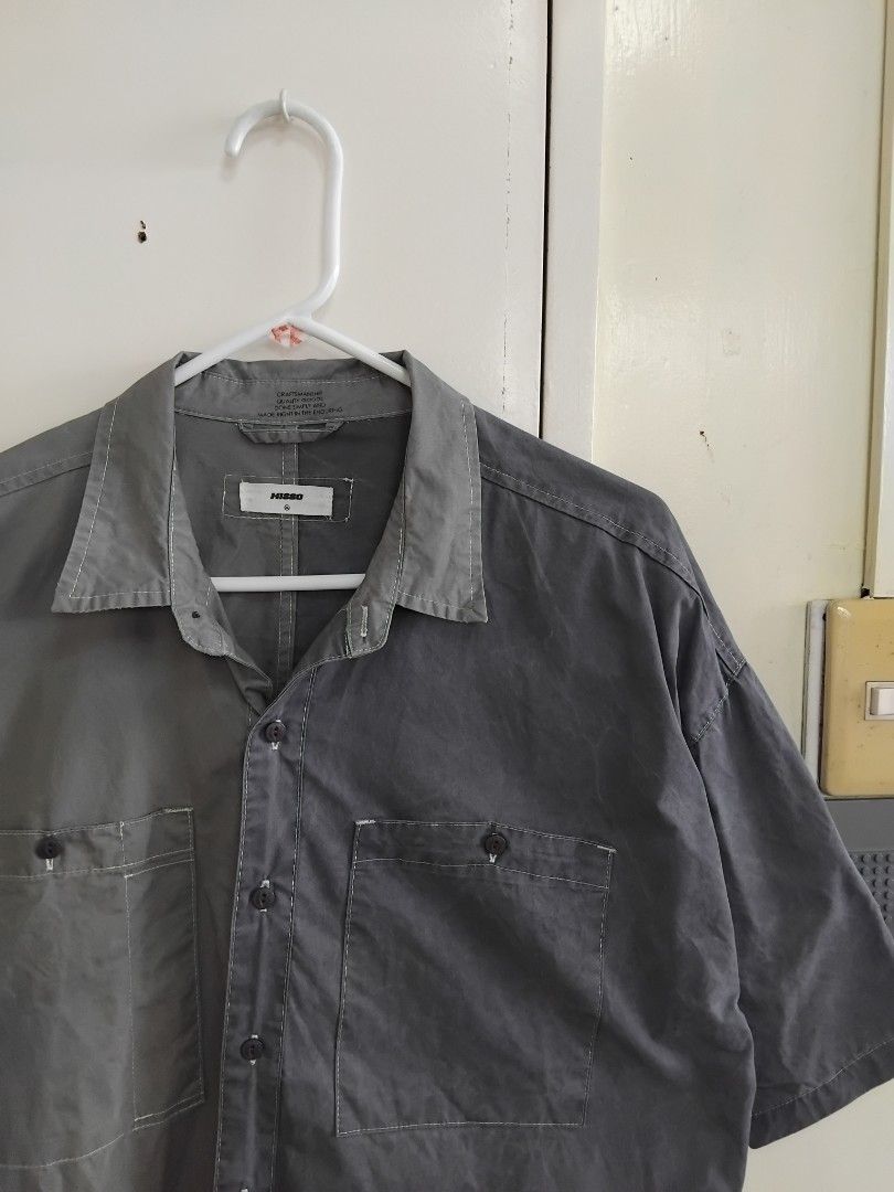 Hisso HK Two Tone Acid Washed Oversized Work Shirt (Category: Tshirts & Polo Shirts ) located in Pasig City. Submitted by hustlexcurate (Listing ID 1465449020, Image 3). Description: Hisso HK Two Tone Acid Washed Oversized Work Shirt Size XL Dimensions: 24X29.