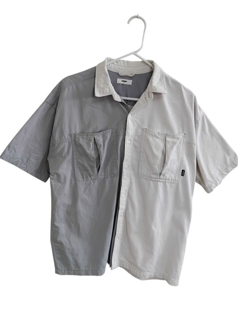 Hisso HK Two Tone Work Shirt (Category: Tshirts & Polo Shirts ) located in Pasig City. Submitted by hustlexcurate (Listing ID 1465449055, Image 1). Description: Hisso HK Two Tone Work Shirt Size LARGE Dimensions: 23X28.
