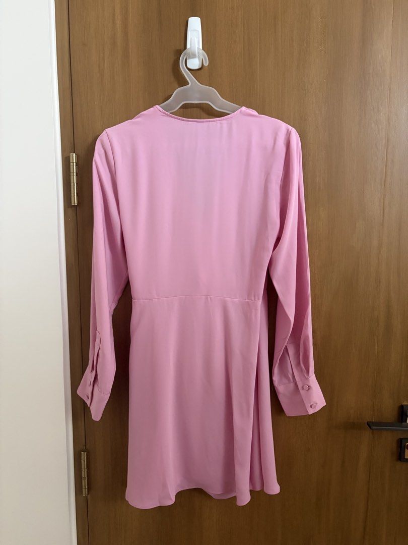H&M Pink Wrap Dress (Category: Dresses) located in Marikina City. Submitted by jlram (Listing ID 1465485684, Image 3). Description: .