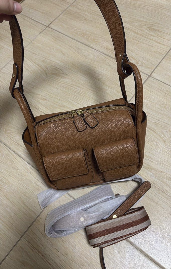 HOLB Bag (Category: Shoulder Bags) located in Silang. Submitted by collectionbyrk (Listing ID 1465523407, Image 1). Description: Original From BKK.