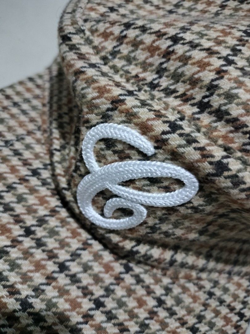Houndstooth Plaid Cap (Category: Caps & Hats) located in San Mateo. Submitted by jhaixsober (Listing ID 1465511956, Image 2). Description: DM TO PURCHASE‼️ NEVER BEEN USE EXCELLENT CONDITION NO ISSUE LOCATION: QUEZON CITY🏘 COURIER: J&T AND LALAMOVE🚛 MOP: GCASH ONLY💵.