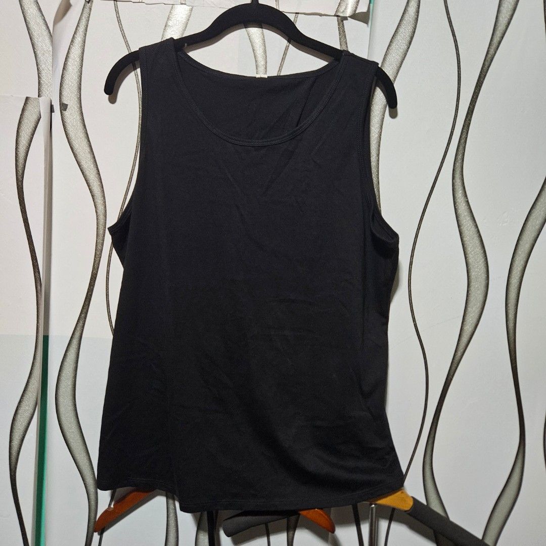 Ideology classic black racerback tank top (Category: Sleeveless) located in Digos. Submitted by marianfinds (Listing ID 1465455092, Image 3). Description: xl on tag♡Authentic/preloved item. Actual photos posted. Please check all photos and details carefully before purchasing. Minor signs of use may be present. 📌Please manage your expectations this is not brandnew ●Color may vary due to lighting Walk in buyers are always welcome!✨️ 📍Location: Li