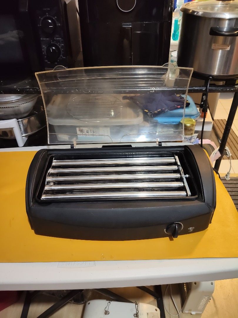 Intertek Hotdog Griller (Category: Other Kitchen Appliances) located in Quezon City. Submitted by expe888 (Listing ID 1465525016, Image 1). Description: 110volt only. USA made. Hotdog stainless roller Griller. working well. rarely used. West Ave quezon city area near baler st. .