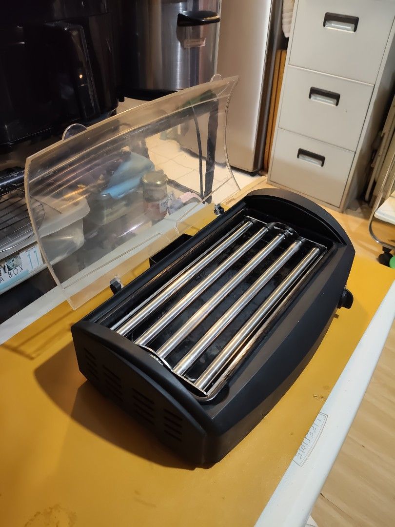 Intertek Hotdog Griller (Category: Other Kitchen Appliances) located in Quezon City. Submitted by expe888 (Listing ID 1465525016, Image 2). Description: 110volt only. USA made. Hotdog stainless roller Griller. working well. rarely used. West Ave quezon city area near baler st. .