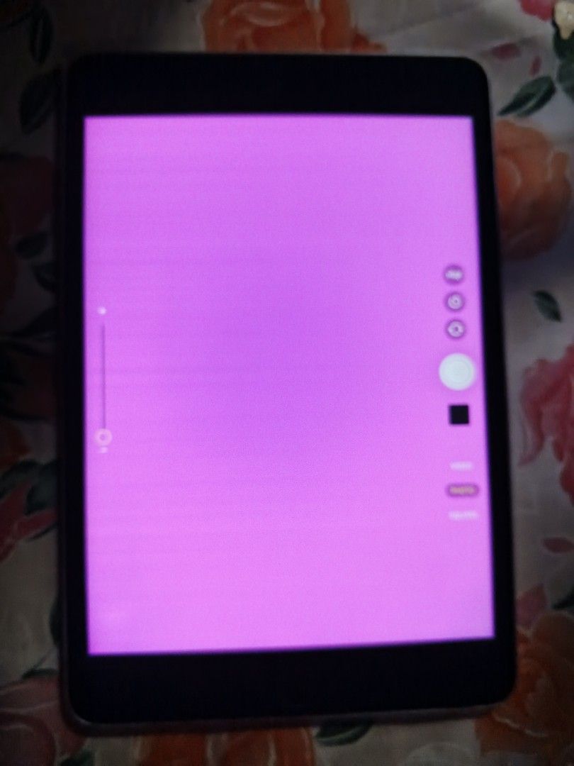 iPad Mini 4 64GB (Category: iPad) located in Carmona. Submitted by vailenejayne-68815 (Listing ID 1465491450, Image 3). Description: FS RUSH iPad Mini 4 - 64GB Space Gray Unit only Issue: Back Cam not working, medyo mabilis na malowbat RFS: Bawas gamit PM for Meet-up places.