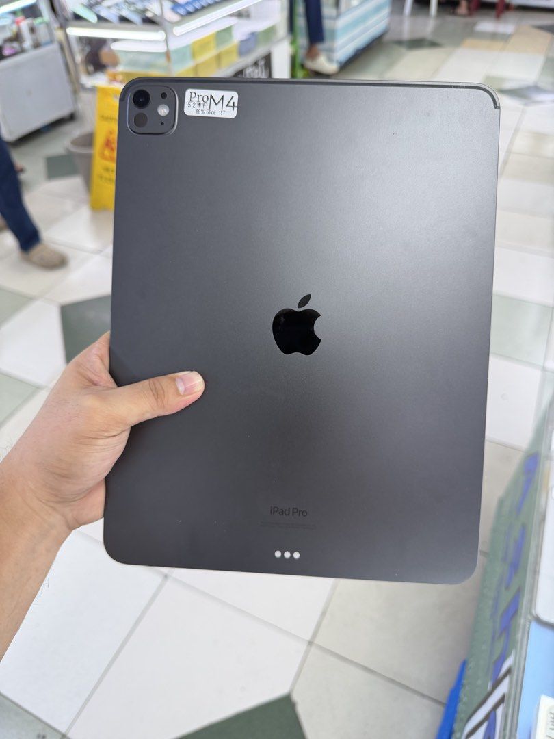 iPad Pro M4 13inch 512GB Wifi Only 99%smooth No issues (Category: iPad) located in San Juan City. Submitted by saabangadgetshop (Listing ID 1465451329, Image 1). Description: Onhand | Pre-owned iPad Pro M4 13inch 512GB WIFI ONLY Battery Health 92% NO HIDDEN ISSUES NO HISTORY OF REPAIR 99%Smooth TEST TO SAWA RESET ALL YOU WANT TEST ALL YOU WANT NOT REFURBISHED AUTHENTIC PHONE ALL WORKING (FREE 3UTOOLS) iPhones iPads only 🆓Freebies ✅Charger ✅Case 