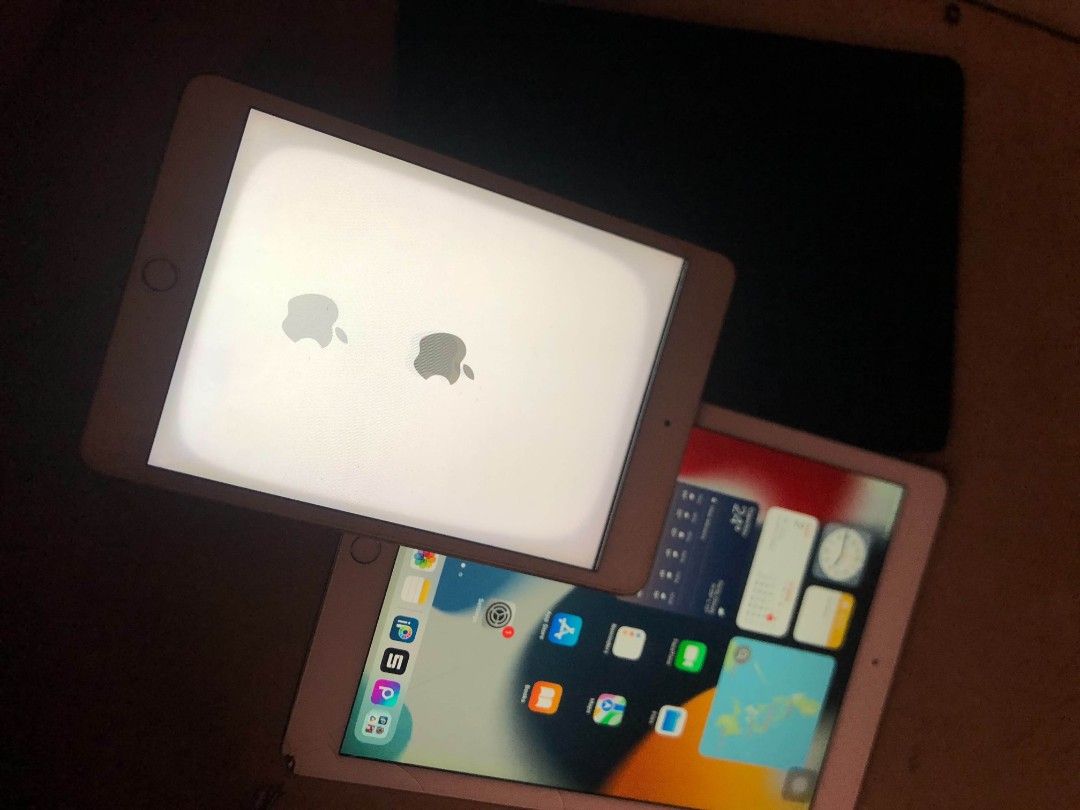 Ipads (defective) (Category: iPad) located in Caloocan City. Submitted by arckadata_69 (Listing ID 1465469989, Image 3). Description: 2 Ipad air 2 at mini 4 yung white na air 2 16gb bypass issue - Glass (no ghost touch) - speaker Air 2 black (32gb) - Display - Battery - icloud Mini 4 (128gb) - Battery - Display - icloud .