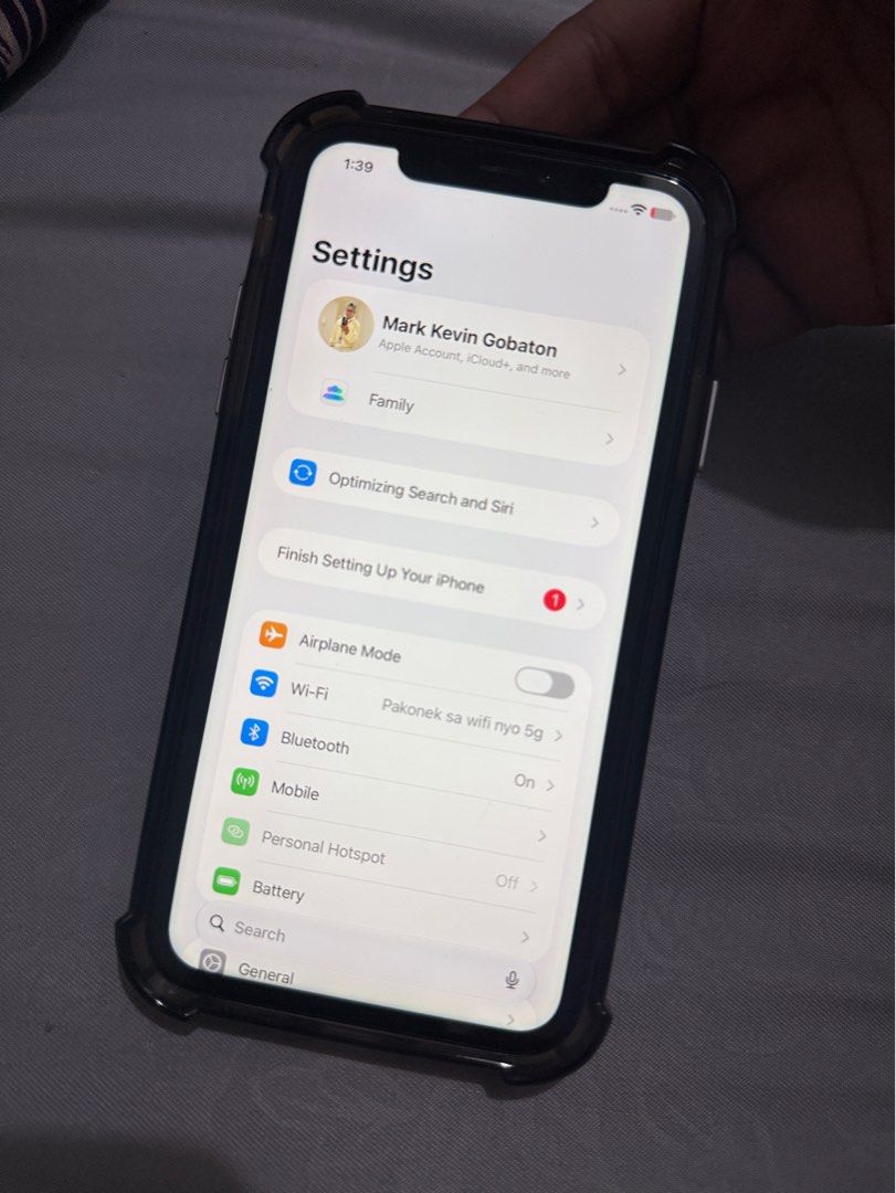 Iphone 11 128gb (Category: iPhone 11 Series) located in Makati City. Submitted by markevinfinity (Listing ID 1465448157, Image 1). Description: - Model: iPhone 11 - Storage: 128GB - Color: White - Factory Unlocked - Condition: Pre-owned, well-maintained - Meetup locations: around BGC, Mckinley West, or deliver ko mismo sa place mo if around Embo Taguig ka lang. Pwede din sa Telus mckinley west building (office ko). No lalamove or grab delivery pa