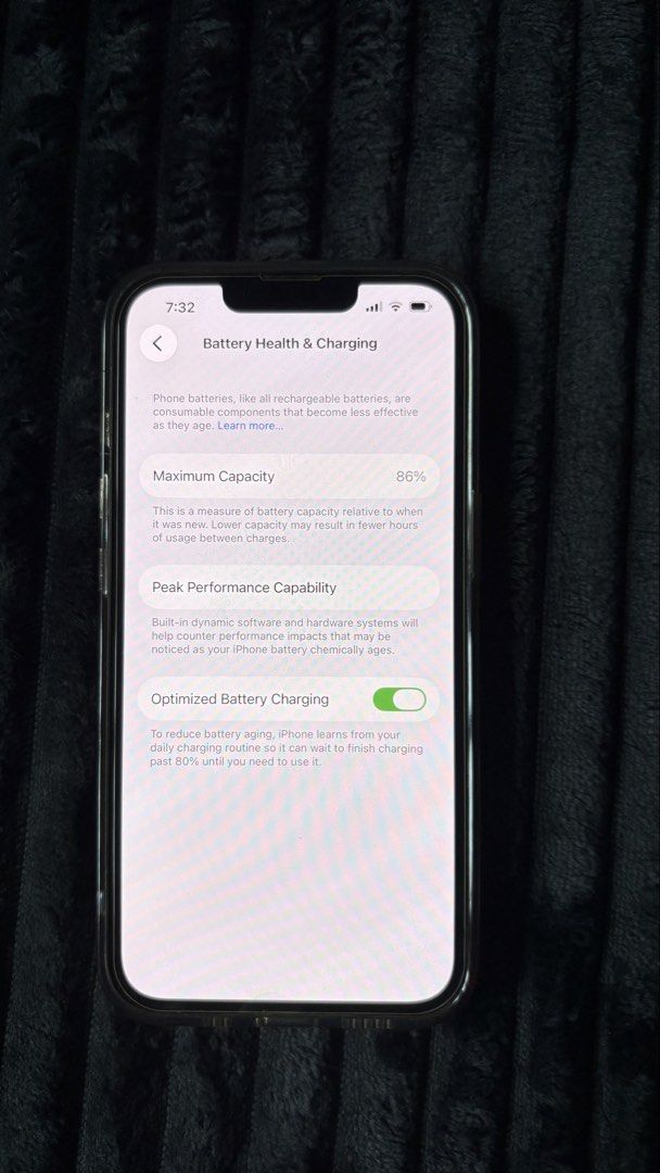 Iphone 13 (Category: iPhone 13 Series) located in Manila. Submitted by pearl_22 (Listing ID 1465488841, Image 3). Description: Price is negotiable 🤑 Pm for more info💌.