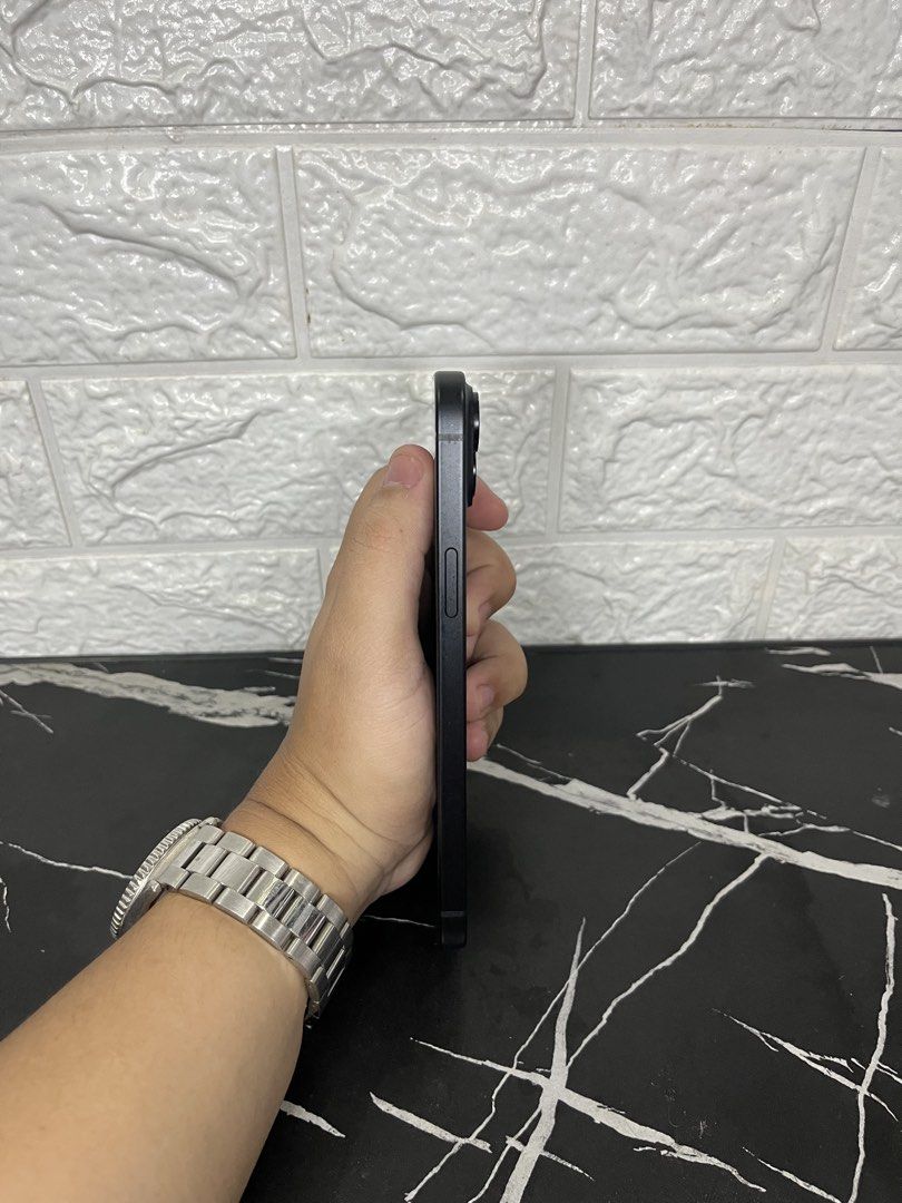 Iphone 15plus 128gb (Category: iPhone 15 Series) located in Quezon City. Submitted by bambsiphoneflip (Listing ID 1465444888, Image 3). Description: For Sale IPHONE 15plus Black 128gb Face ID Working True Tone Working Factory Unlocked 93 batt health (300CC) ZP/A Variant NTC Approved with apple warranty ‘til November 2026 Inclusions: Unit, Case, Cord, Original box same imei ₱29,500 nego konti Pass sa BNS Loc: Batasan Hills QC.