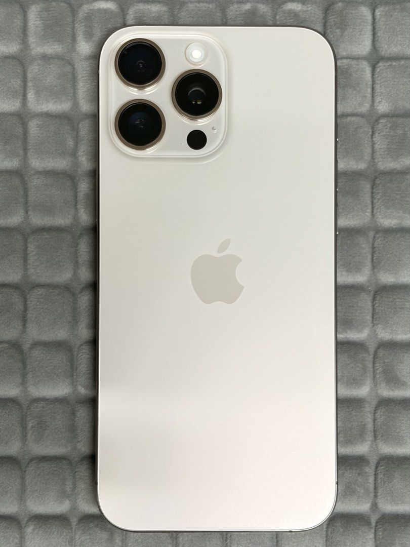 iPhone 16 Pro Max 512G (Category: iPhone 16 Series) located in Quezon City. Submitted by laleix (Listing ID 1465434760, Image 2). Description: ‼️ NO TO LOW BALLERS ‼️ ‼️ NO TO SWAP ‼️ 📌 WILL BE AVAILABLE AFTER 10/16/26 📌 READY TO USE 📌 OPEN LINE 📌 PHYSICAL SIM ACTUAL PICTURES POSTED iPhone 16 Pro Max (Desert Titanium) 512G IOS 26.6.1 Battery Health 89% Inclusions: Original box, used power cable, sim pin, user guide ‼️ FREE ‼️ New ESR Tempered