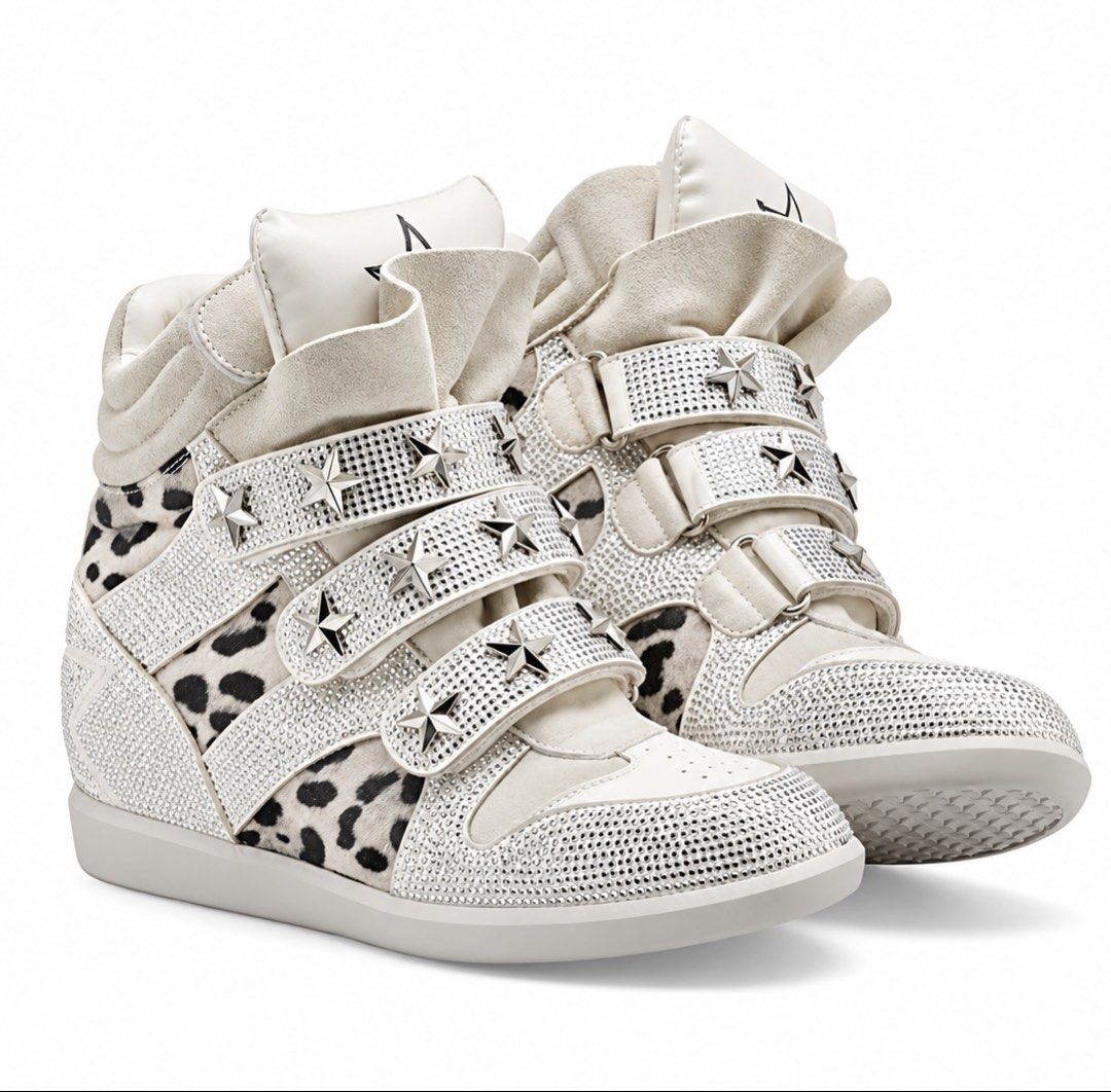 Isabel Marant Wedge Sneakers (Inspired) (Category: Sneakers) located in Las Pinas. Submitted by ._.peyy (Listing ID 1465497447, Image 2). Description: ⛓️‍💥𝓟𝓻𝓮-𝓞𝓻𝓭𝓮𝓻 ⛓️‍💥𝓦𝓸𝓶𝓮𝓷𝓼 𝓢𝓲𝔃𝓮 𝓞𝓷𝓵𝔂 ⛓️‍💥𝓛𝓲𝓶𝓲𝓽𝓮𝓭 𝓢𝓽𝓸𝓬𝓴𝓼 𝓞𝓷𝓵𝔂 ⛓️‍💥𝓓𝓶 𝓯𝓸𝓻 𝓘𝓷𝓺𝓾𝓲𝓻𝓲𝓮𝓼 💌.