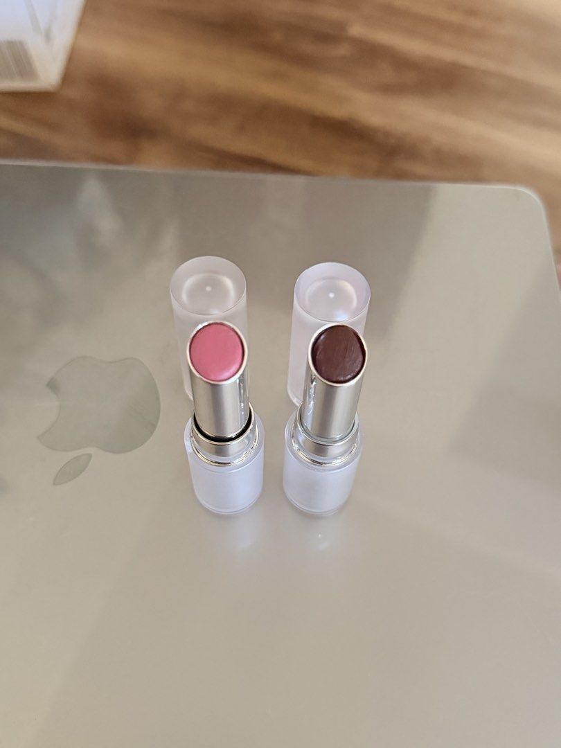 Issy Solar Balm Set | Petal and Vamp (Category: Makeup) located in Manila. Submitted by jjjjjsvm (Listing ID 1465426002, Image 1). Description: Issy Solar Balm in Petal and Vamp. Buy 1t1 - swatched once - rfs: decluttering .