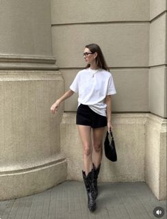 (Category: ) located in . Submitted by annebydesign (Listing ID 1465504095, Image 1). Description: .