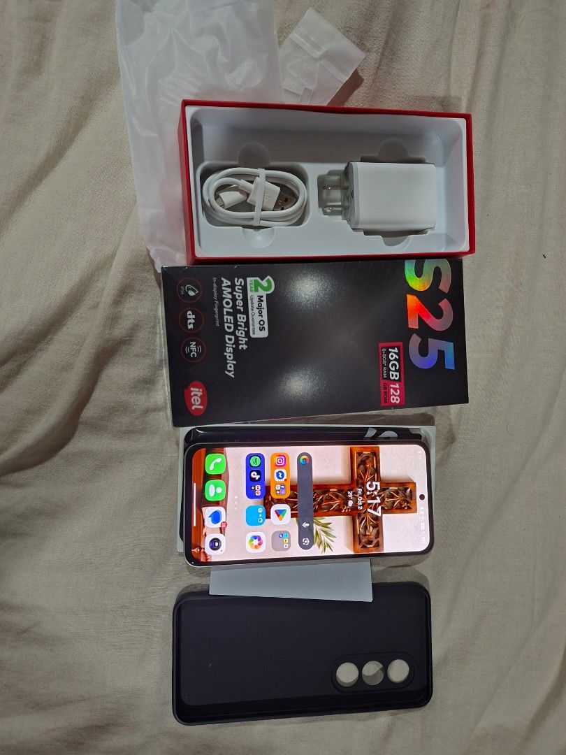 Itel S25 8/128gb (Category: Android Others) located in Quezon City. Submitted by bigmd (Listing ID 1465495996, Image 2). Description: Itel s28/128gb box opened for checking only complete yellow/white color amoled screen 120 refresh rate rfs: extra phone .