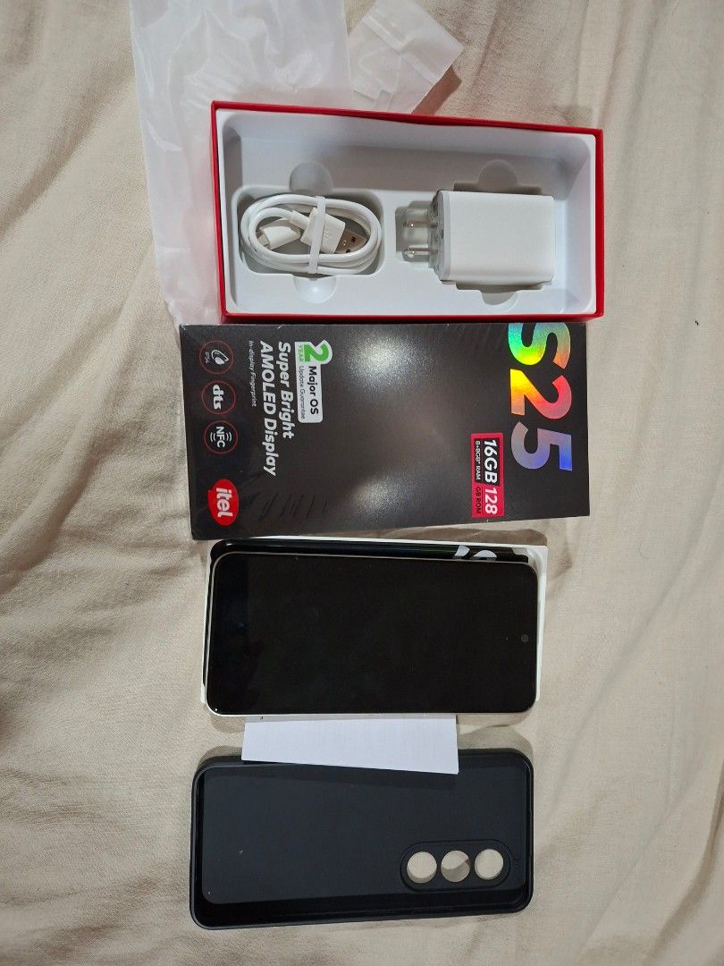Itel S25 8/128gb (Category: Android Others) located in Quezon City. Submitted by bigmd (Listing ID 1465495996, Image 1). Description: Itel s28/128gb box opened for checking only complete yellow/white color amoled screen 120 refresh rate rfs: extra phone .