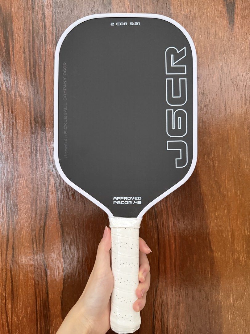 Honolulu J6CR Pickleball Paddle 16mm (Category: Racket and Ball Sports) located in Quezon City. Submitted by abo0o (Listing ID 1465443458, Image 3). Description: - BRAND NEW - Gritty - in demand.