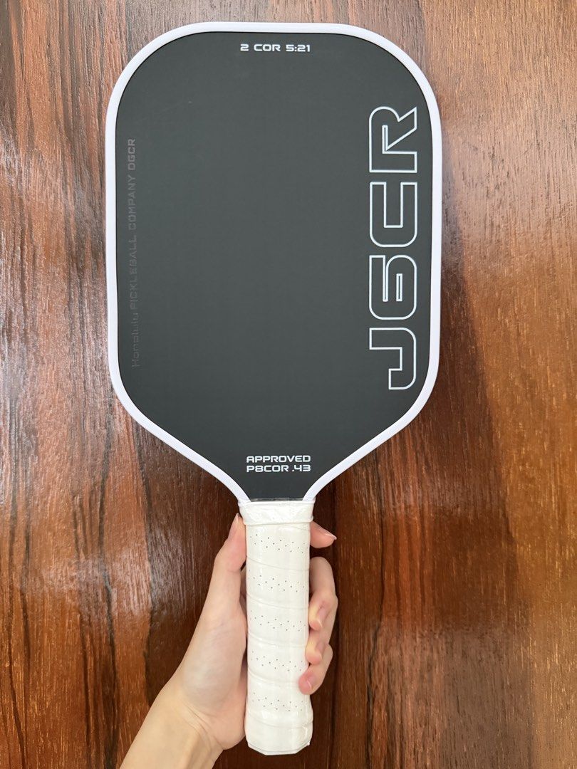 Honolulu J6CR Pickleball Paddle 16mm (Category: Racket and Ball Sports) located in Quezon City. Submitted by abo0o (Listing ID 1465443458, Image 1). Description: - BRAND NEW - Gritty - in demand.
