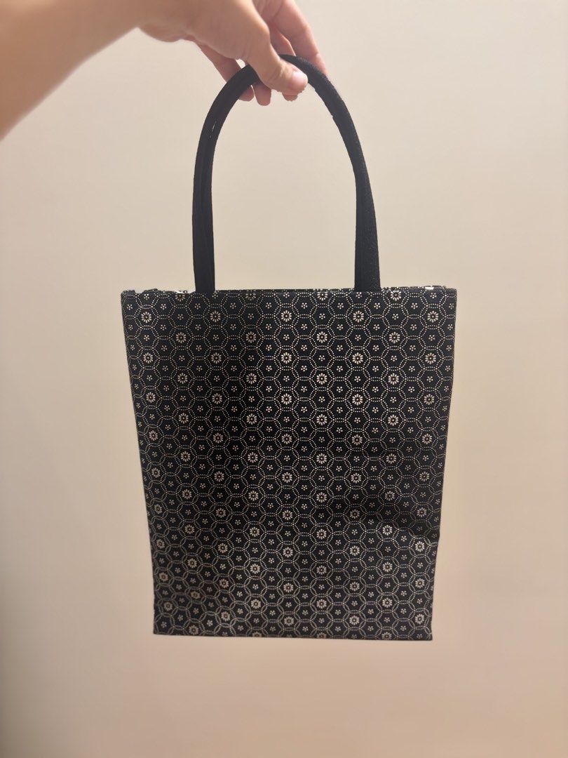 Japan Kimono Bag (Category: Tote Bags) located in Marikina City. Submitted by jlram (Listing ID 1465389693, Image 3). Description: Bought in Japan.