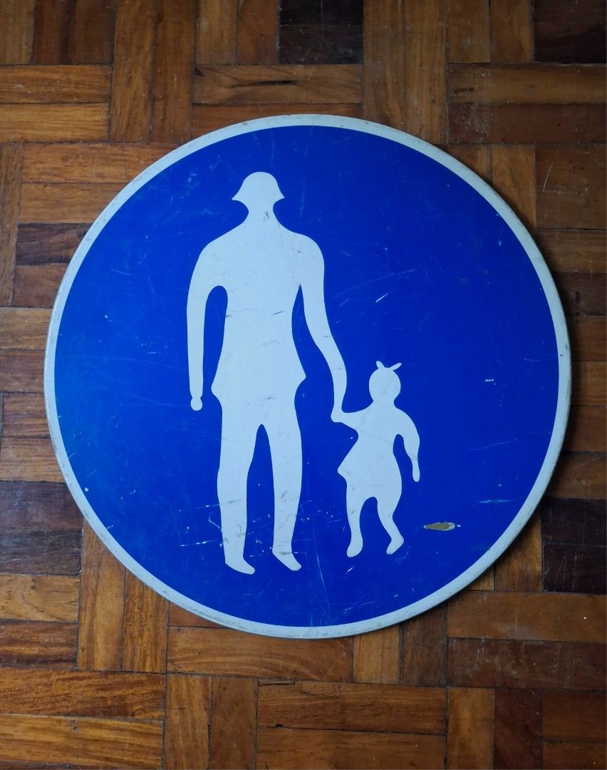 Japan retired traffic sign (Category: Vintage Collectibles) located in Makati City. Submitted by bob_gnarly (Listing ID 1465465622, Image 1). Description: Authentic Japanese retired traffic sign. Pedestrian-Only Traffic Sign 24" diameter. Made in Japan. .
