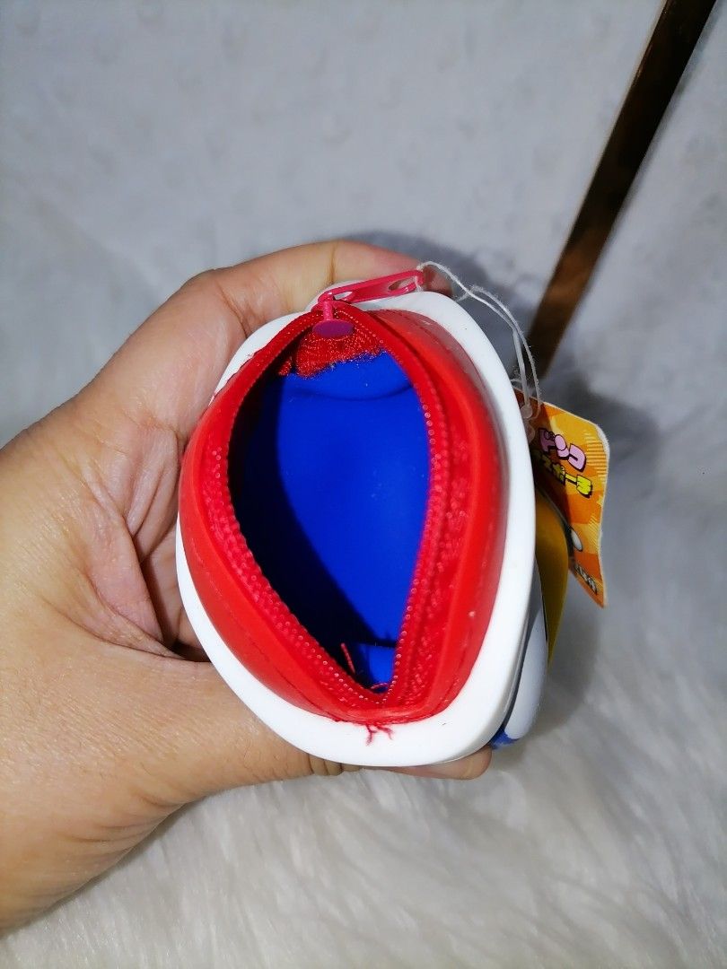 Japan Silicone Coin Purse (Category: Purses & Pouches) located in Butuan. Submitted by az-branded.items (Listing ID 1465501460, Image 3). Description: Authentic item From Japan.