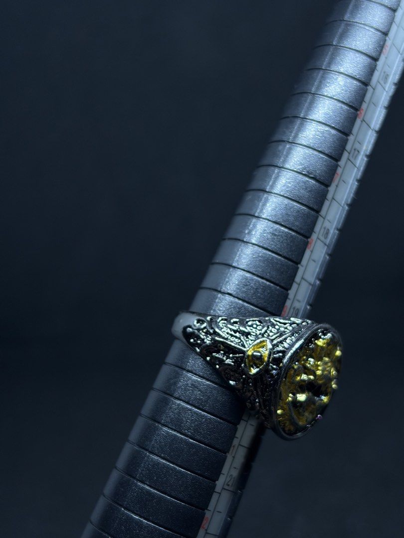 Japan Surplus Dragon Ring Size 9.5 (Category: Rings) located in Mexico. Submitted by secondstory.kr (Listing ID 1465521918, Image 2). Description: .