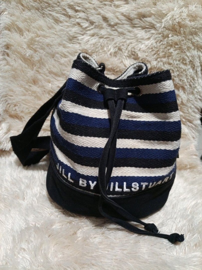 JILL BY JILL STUART Sling Bag (Category: Cross-body Bags) located in Davao. Submitted by hermiepiam75360 (Listing ID 1465521641, Image 1). Description: .