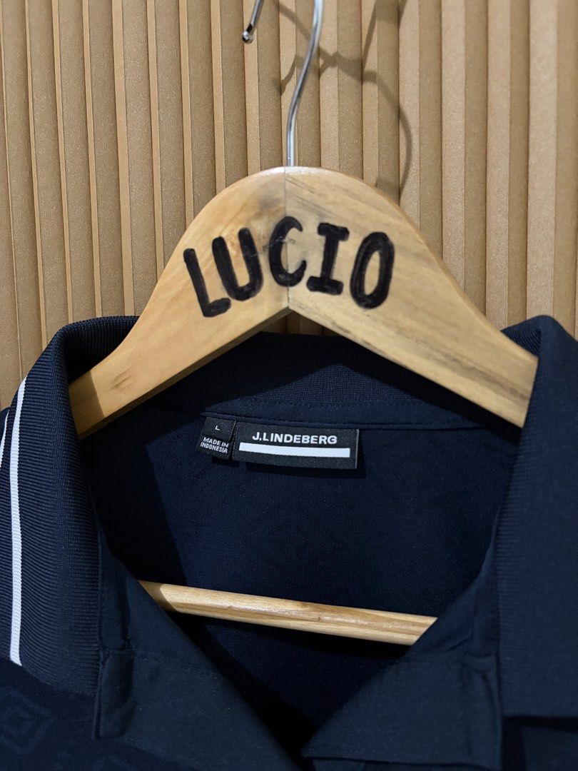 j.lindeberg polo shirt (Category: Tshirts & Polo Shirts ) located in Talavera. Submitted by lucios_locker (Listing ID 1465452250, Image 3). Description: WTS J.L*ndeberg Golf Sammy Damen Polo navy Dimes: 19/25 Condition: Excellent Color rate: 10/10 Issue: none || Tags are provided to check its authenticity. Authenticity is 100% guaranteed || Price 2.5k free shipping free 📍NUEVA ECIJA.